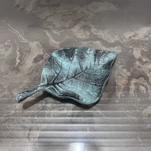 Modern Leaf-Shaped Aluminium <b>Storage</b> Tray Powder Coated Finish Small <b>Tabletop</b> Decor - Product Image 1