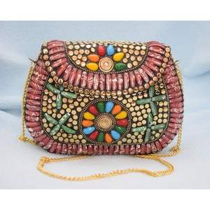 Elegante Bolso de Mano Plateado Antiguo para Mujer, Accesorio de Moda con Cristales, RR ENTERPRISES India - Product Image 6