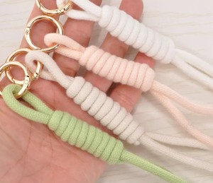 Porte-clés en cordon de coton avec breloque sac en corde nouée 12 couleurs, plusieurs tailles - Product Image 4