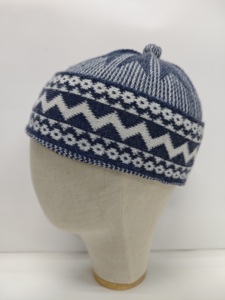Chapeau de prière musulman brodé de qualité supérieure, en coton tricoté 100%, taille personnalisée, disponible en plusieurs couleurs, idéal pour les voyages. - Product Image 5