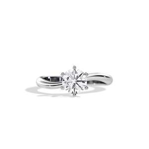 Bague de fiançailles classique en diamant rond taille brillant, monture à griffes en or 14 carats, pour femme, certifiée IGI, bijoux fins - Product Image 2