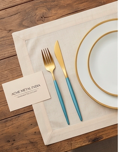 Ensemble de couverts élégants à tête ronde dorée et manche en résine bleue pour la maison, les dîners, les mariages, les restaurants et les essentiels de table - Product Image 6