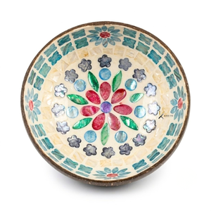 Bol en Coque de Noix de Coco Fait Main Écologique, Design Classique Thème Marin, Durable et Léger, pour Servir les Aliments, Provenant de Hanoi - Product Image 1