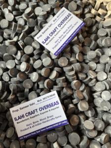 Botones de Cuerno de Búfalo al por Mayor, Negros, en Tamaños de 16mm/19mm/21mm/23mm/26mm/29mm/31mm para Accesorios de Ropa - Product Image 4