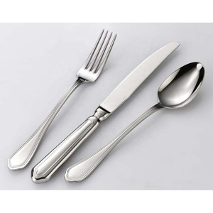 Vente en gros de coffrets cadeaux écologiques de luxe personnalisés, ensemble de couverts en acier inoxydable poli argenté, lourd et durable, avec logo personnalisé - Product Image 4