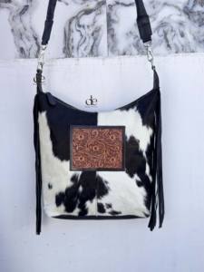 กระเป๋าหนังวัวลายพิเศษ แต่งพู่หนัง สะพายข้าง/สะพายไหล่ ดีไซน์เก๋  กระเป๋าถือหนังแท้  ตกแต่งลายด้วยมือ สำหรับผู้หญิง ใช้งานได้หลากหลาย - Product Image 5