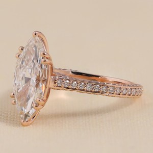 Anillo de Diamante CVD con Corte Marquesa de 3.01 Quilates, Certificado por IGI, Oro Rosa de 14K, Cultivado en Laboratorio, Regalo de Compromiso para Ella - Product Image 3