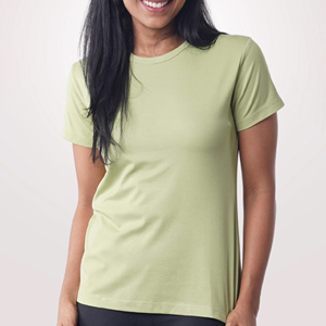 Camiseta de algodón informal de verano para mujer, camiseta de manga corta, tela suave y transpirable, top cómodo y a la moda para uso diario y en oferta. - Product Image 1