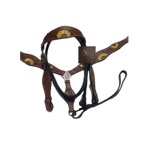 Collier de poitrage pour cheval en cuir marron Western, fait main, avec décorations tournesol, équipement équestre durable - Product Image 3