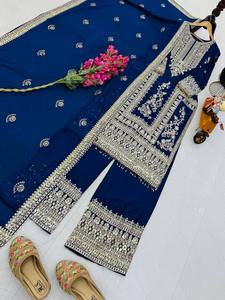 Elegant <b>Green</b> <b>Silk</b> Salwar Kameez With Gold Embroidery Ankle-Length Traditional Wear For Women India Pakistan Wedding - Product Image 4