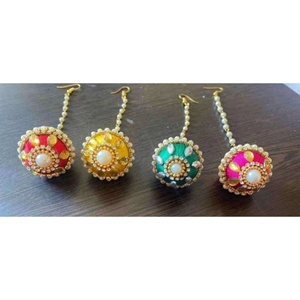 Perla india tradicional multicolor Maang Tikka para dama de honor nupcial Mehndi - Product Image 2