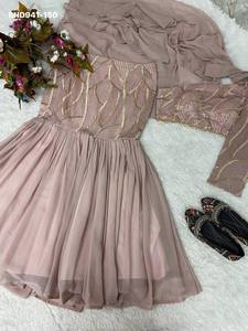 Lehenga-Dupatta con Choli Integrado, Diseño Elegante en Faux Georgette con Bordado de Lentejuelas, Estilo Sirena, para Mujer - Product Image 5