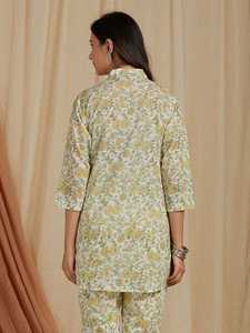 Ensemble deux pièces pour femmes de qualité supérieure, motif floral vert olive, chemise longue boutonnée Kurti, pantalon imprimé décontracté - Product Image 2