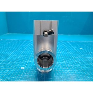 Vanne d'angle à vide poussé SMC XLA-40, utilisée comme pièce détachée pour équipement semi-conducteur d'occasion - Product Image 6
