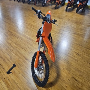 FREE SHIPPING NEW 2026 K_<b>T</b>_M 350 SX-F DIRT BIKE DIY Grade 3-Year Warranty USA Free Helmet - Product Image 2
