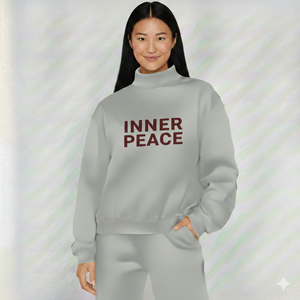 Sweat-shirt confortable à col haut pour femmes, collection streetwear tendance - Product Image 1