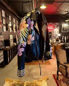 เสื้อแจ็คเก็ตวาร์ซิตี้ผู้ชายแบบลำลองสั่งทำพิเศษ คอตั้ง คุณภาพพรีเมียม มีให้เลือกหลายสี - Product Image 3