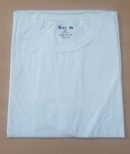 เสื้อยืดคอกลมแขนสั้นผ้าโพลีคอตตอนผสมระบายอากาศได้ดีเป็นมิตรกับสิ่งแวดล้อม ขายส่งแบบยูนิเซ็กส์ สีขาวล้วน ไม่มีลาย  จำหน่ายจำนวนมาก - Product Image 2