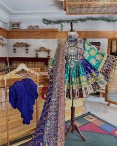 Precios al por Mayor de los Últimos Vestidos Afganos Kuchi, Vestidos Étnicos Gitanes Tribales de Estilo Afgano, Ropa de Mujer Hasta la Rodilla, Vestidos de Boda Afganos - Product Image 2