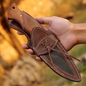 Couteau de chasse en acier Damas forgé à la main avec manche en bois pour la survie en plein air, lame en acier Damas, couteaux de camping, de pêche et de chasse - Product Image 3