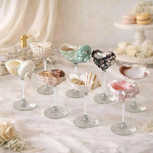 Verre à vin en coquille de conque, tasse à boire en coquillage naturel, porte-bijoux, cadeau pour demoiselle d'honneur, verre pour fête sur la plage - Product Image 1