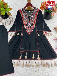 <b>Women</b> Ethnic Cotton <b>Kurta</b> Set With Embroidery Tassels Embroidery, Sequins & Real Mirror Work Casual Wear India Pakistan Style - Product Image 6