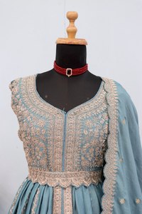 Anarkali kurti ของผู้หญิงยาวถึงพื้นสำหรับงานแต่งงานปาร์ตี้สวมใส่ได้หลายรูปแบบ - Product Image 4