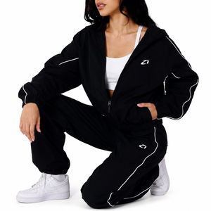 Ensemble de survêtement 2 pièces pour femme, coupe ample et respirante, coupe-vent d'automne, léger, oversize, uni, 100% nylon, avec sweats à capuche, Noir, USA - Product Image 4