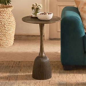 Mesa Auxiliar Moderna de Mediados de Siglo, Fabricada en Aluminio Fundido, con Superficie Redonda de Metal Martillado, Acabado Antiguo Hecho a Mano, Muebles para Sala de Estar - Product Image 6