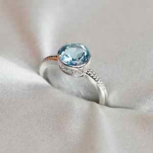 Anillo de Compromiso Clásico de Topacio Azul Natural en Plata de Ley 925 con Engaste de Puntas, Anillo de Boda de Lujo - Product Image 3