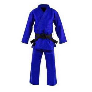 Uniforme de karaté de qualité supérieure à manches longues, matériau durable, vêtements de sport, uniforme de karaté de fabrication haut de gamme - Product Image 1