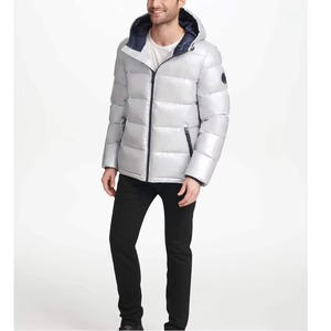 Veste matelassée à capuche pour homme en argent avec rembourrage en duvet, coupe régulière, coupe-vent, décontractée, pour l'hiver, fermeture éclair, couleur unie - Product Image 5