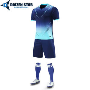 Nombre y números del equipo personalizados, impresión por sublimación de manga corta, 100% poliéster, transpirable y de secado rápido - Product Image 3