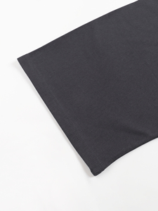 T-shirt noir oversize pour homme, col rond, coton épais, épaules tombantes, manches courtes larges, streetwear vierge, vente en gros, fournisseur OEM - Product Image 3