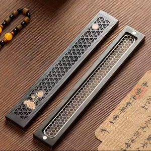 Boîte diffuseur d'encens en bois, brûleur d'arômes artisanal en bois, design fumé - Product Image 1