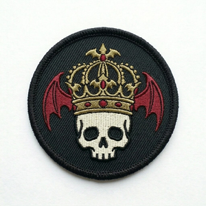 Patch brodé personnalisé gothique ailes de chauve-souris œil rouge, badge thermocollant rond pour vêtements de vampire, veste, bricolage, vente en gros - Product Image 6