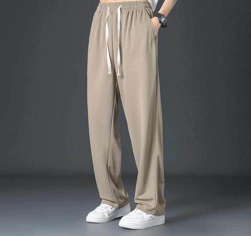 สีกากีเข้ม