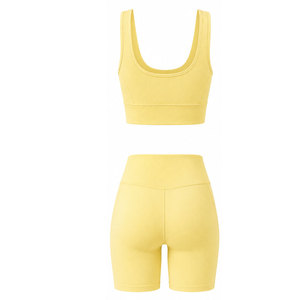 Ensemble de sport côtelé sans couture le plus vendu pour femme – Soutien-gorge côtelé et short assorti en matière souple, coupe ajustée, tenue de fitness moderne deux pièces - Product Image 5