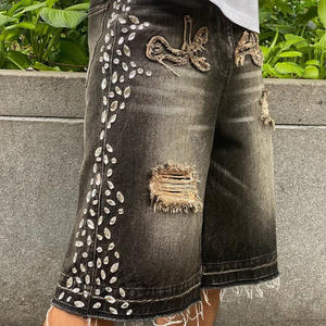 XJYD Pantalones Cortos de Mezclilla para Hombre, Holgados, de Verano, de Alta Calidad, Personalizados, con Pedrería, Desgastados, Estilo Urbano, con Bajo sin Rematar y Lavado Ácido - Product Image 2