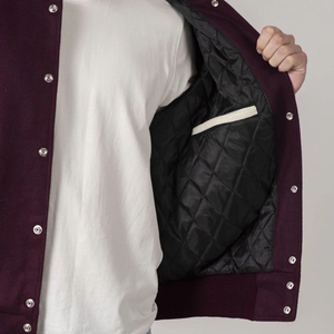 Chaqueta de Lana para Hombre, Estilo Universitario, con Bordado Personalizado y Parches, Chaqueta Bomber Pakistaní - Product Image 3