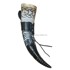 Corne à boire de buffle d'Inde Corne à poudre de style nautique et d'amour avec support de sangle en cuir disponible pour souffler - Product Image 6