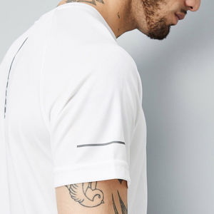 T-shirt personnalisé pour homme 100 % personnalisable, fabriqué en usine, décontracté, pour adulte, couleur unie, 100 % coton, quantité en gros, uni - Product Image 5