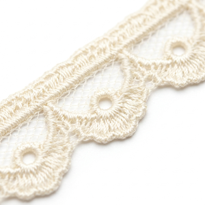 Vente en gros de dentelle guipure GPO crème de 10 mm, 20 mètres par emballage, pour robes de bébé, bordure de coussin, scrapbooking, artisanat, couture, décoration, en vrac - Product Image 1