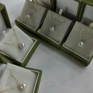 Collar Largo de Perlas de Agua Dulce con Colgante de Lazo, Elegante y Versátil para Mujer, para un Estilo Moderno - Product Image 2