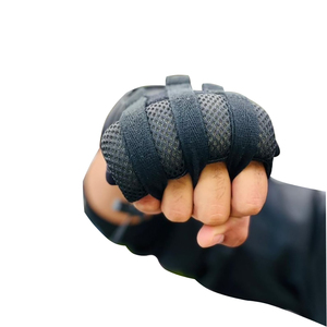 ผ้าพันมือแบบยืดหยุ่นสำหรับชกมวย พร้อมแผ่นเจลเสริม สำหรับฝึกซ้อม ผู้ใหญ่ ใช้ได้ทั้งชายและหญิง ป้องกันข้อมือ ระบายอากาศได้ดี ใช้เป็นถุงมือชั้นใน - Product Image 4