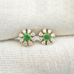 18K Solid Yellow Gold Diamond Halo <b>Studs</b> 0.45CTW <b>Emerald</b> Gemstone <b>Earrings</b> With Push Back Floral <b>Studs</b> Bridal Jewelry Supplier - Product Image 2