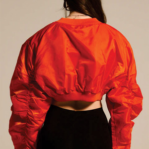 Blouson bomber court pour femme, coupe-vent léger en nylon, style streetwear, vêtement d'extérieur tendance, marque privée, OEM, vente en gros - Product Image 2