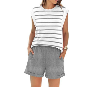 Conjunto de Top sin Mangas a Rayas para Mujer con Pantalones Cortos Grises, Estilo Casual Holgado, Cuello Redondo, Tejido de Algodón, Atuendo de Verano - Product Image 1