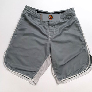 Shorts de combat BRAVE BROWNS pour hommes, taille élastique, tissu respirant en polyester/coton, séchage rapide, conçus pour l'entraînement aux arts martiaux - Product Image 1