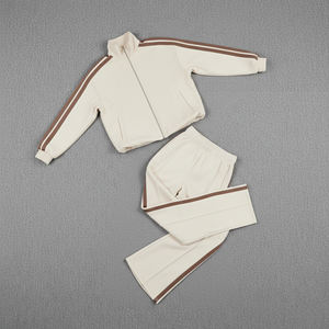 Survêtement d'hiver pour femme, de haute qualité, avec logo personnalisé brodé, en dentelle, comprenant un sweat à capuche et un pantalon ample, 100% coton, couleur unie, respirant, 2 pièces - Product Image 5